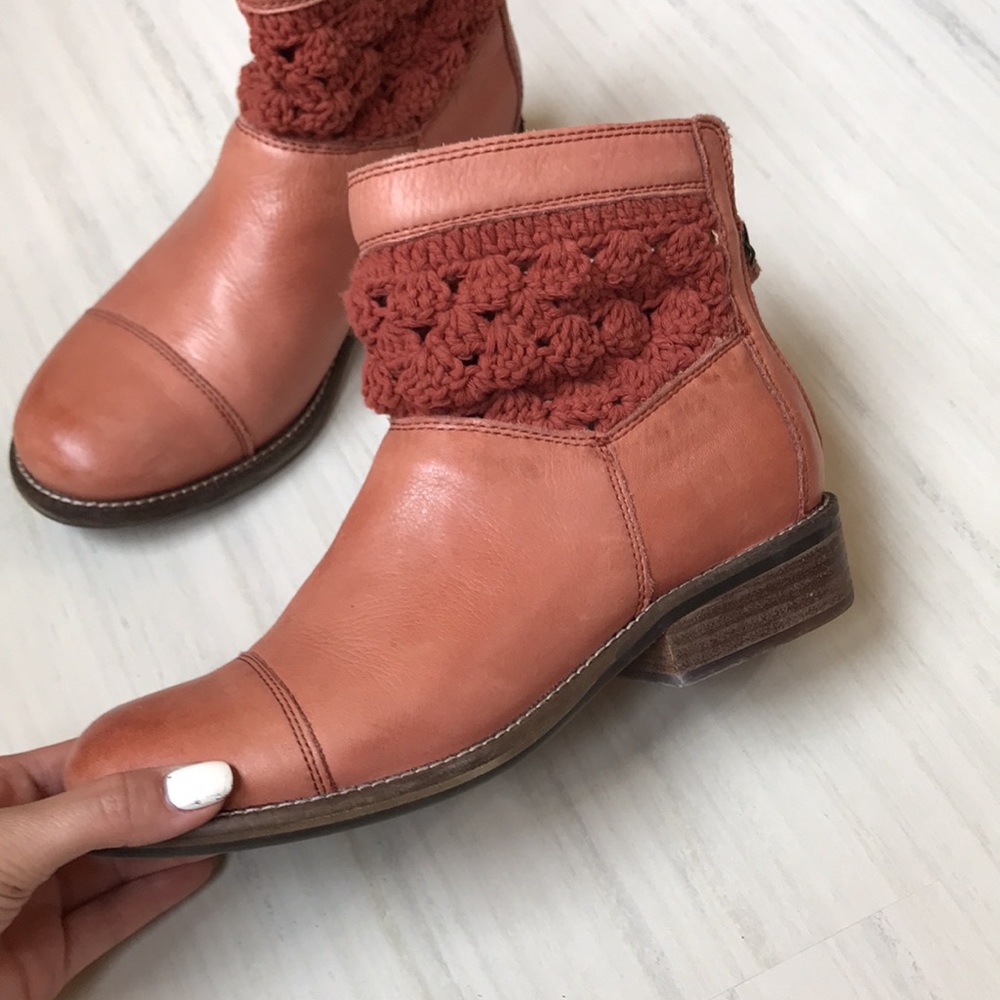 Latigo genuine leather rust color ankle boot - Picture 2 of 9